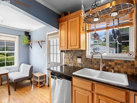 1931 NE 92nd Avenue Portland OR 97220