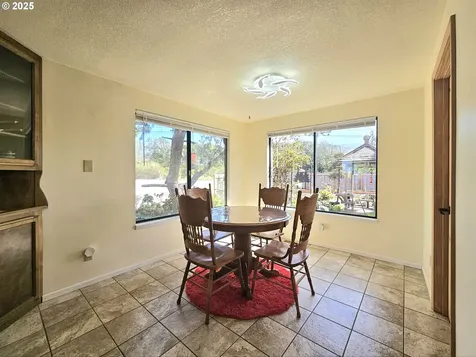 97950 Holly Lane Brookings OR 97415
