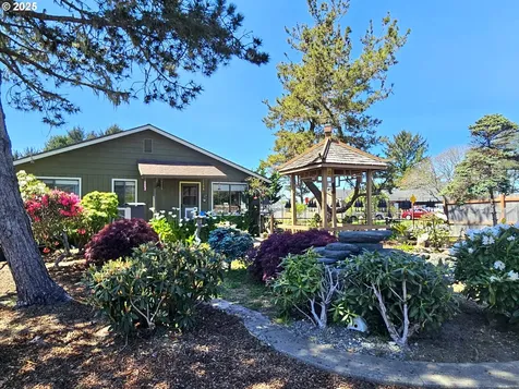 97950 Holly Lane Brookings OR 97415