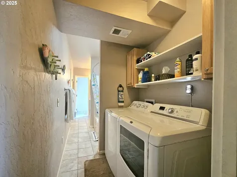97950 Holly Lane Brookings OR 97415