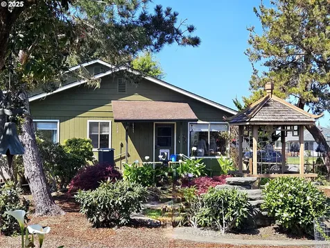97950 Holly Lane Brookings OR 97415