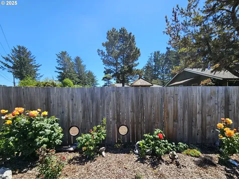 97950 Holly Lane Brookings OR 97415