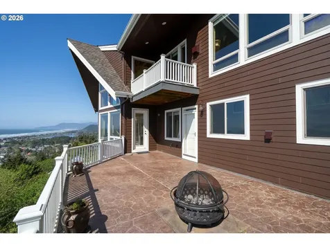 367 Longview Loop Rockaway Beach OR 97136