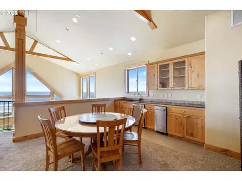 367 Longview Loop Rockaway Beach OR 97136