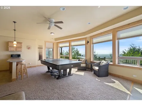 367 Longview Loop Rockaway Beach OR 97136