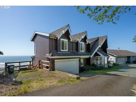 367 Longview Loop Rockaway Beach OR 97136