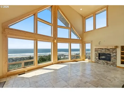 367 Longview Loop Rockaway Beach OR 97136