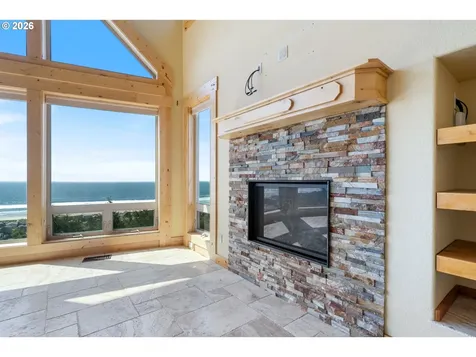 367 Longview Loop Rockaway Beach OR 97136