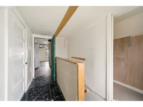 6321 NE Simpson Street Portland OR 97218