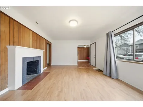 6321 NE Simpson Street Portland OR 97218