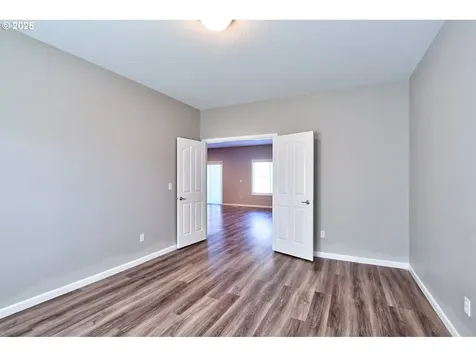300 SW Mt Mazama Street Mcminnville OR 97128