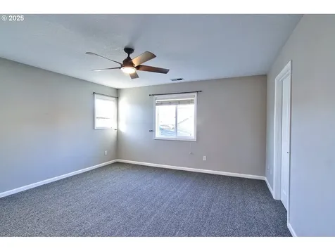 300 SW Mt Mazama Street Mcminnville OR 97128