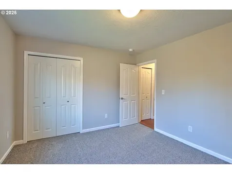 300 SW Mt Mazama Street Mcminnville OR 97128