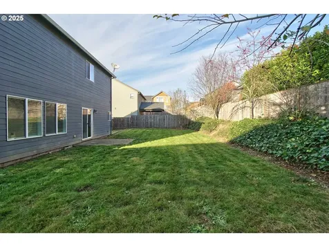 300 SW Mt Mazama Street Mcminnville OR 97128