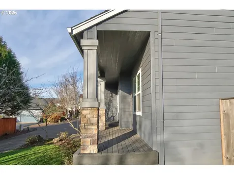 300 SW Mt Mazama Street Mcminnville OR 97128