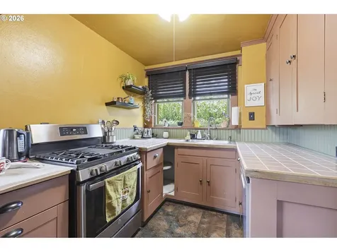 3203 SE 66th Avenue Portland OR 97206