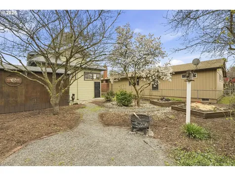 3203 SE 66th Avenue Portland OR 97206