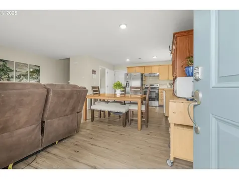 19887 SW Alexander Street Beaverton OR 97003