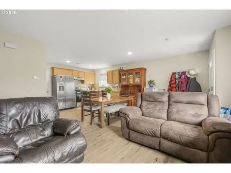 19887 SW Alexander Street Beaverton OR 97003