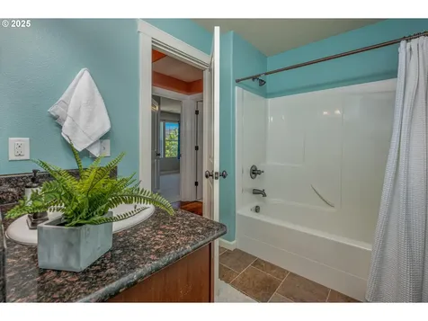 3408 NE Alberta Court Portland OR 97211