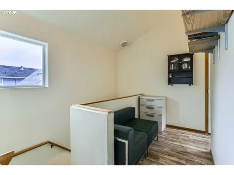 5247 SE Flavel Street Portland OR 97206