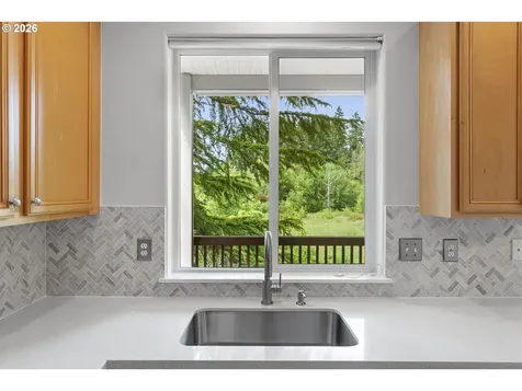 179 SE 49th Court Hillsboro OR 97123