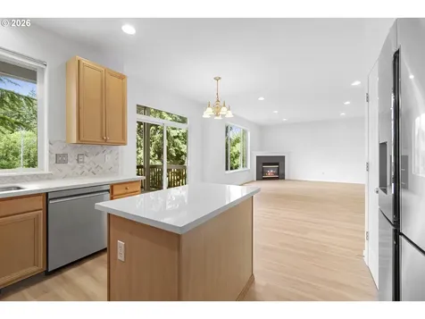 179 SE 49th Court Hillsboro OR 97123