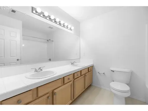 179 SE 49th Court Hillsboro OR 97123