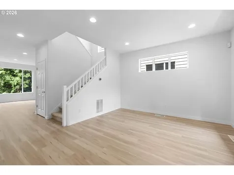179 SE 49th Court Hillsboro OR 97123