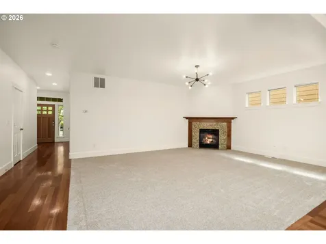 5931 NW Lark Meadow Terrace Portland OR 97229