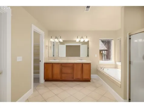 5931 NW Lark Meadow Terrace Portland OR 97229