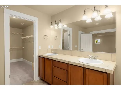 5931 NW Lark Meadow Terrace Portland OR 97229