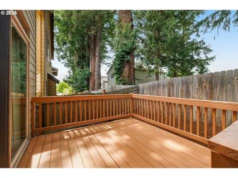 5931 NW Lark Meadow Terrace Portland OR 97229