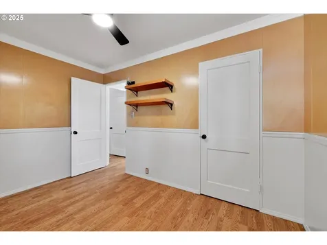 4429 SE Raymond Street Portland OR 97206