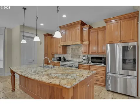 8855 SE 172nd Avenue Happy Valley OR 97086