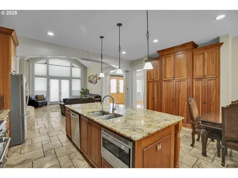 8855 SE 172nd Avenue Happy Valley OR 97086