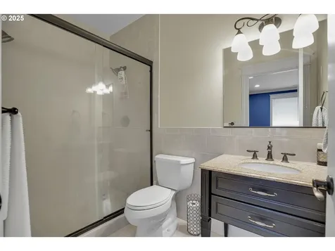 8855 SE 172nd Avenue Happy Valley OR 97086