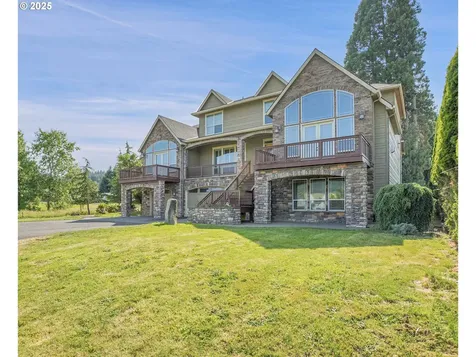 8855 SE 172nd Avenue Happy Valley OR 97086