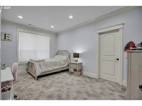 8855 SE 172nd Avenue Happy Valley OR 97086