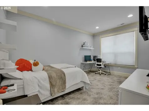 8855 SE 172nd Avenue Happy Valley OR 97086