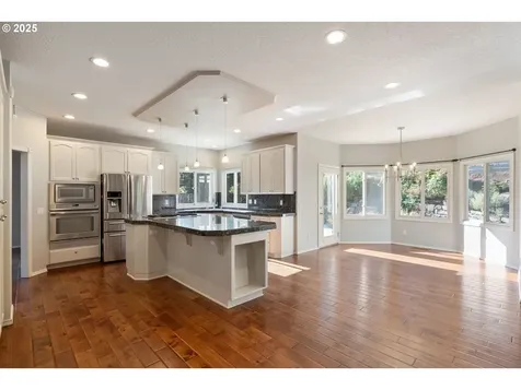 17598 SW Albert Court Beaverton OR 97007