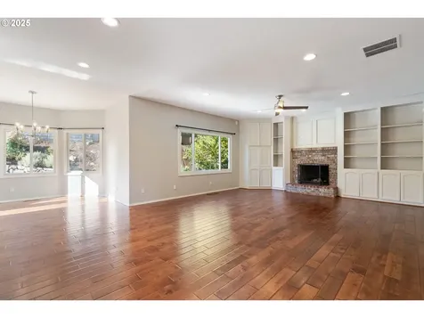 17598 SW Albert Court Beaverton OR 97007