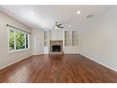 17598 SW Albert Court Beaverton OR 97007