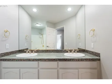 17598 SW Albert Court Beaverton OR 97007