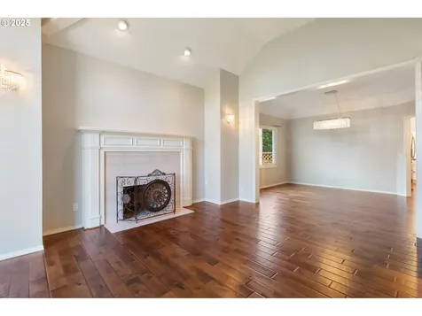 17598 SW Albert Court Beaverton OR 97007