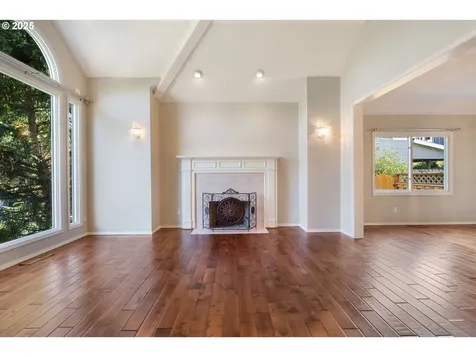 17598 SW Albert Court Beaverton OR 97007