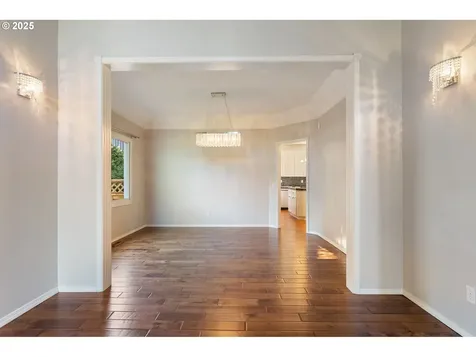 17598 SW Albert Court Beaverton OR 97007