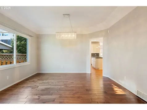 17598 SW Albert Court Beaverton OR 97007
