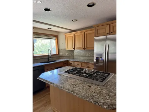 4981 Hampton Court Lake Oswego OR 97035