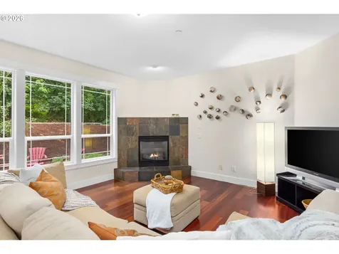10126 NW Ash Court Portland OR 97231